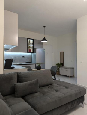 Mary's Beach Apartament Qerret
